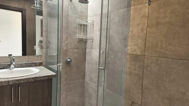 Casa en Venta 185 m² Sector Lumbisi 3 Hab. 2 Parqueaderos Seguridad 24/7 — imagen 4