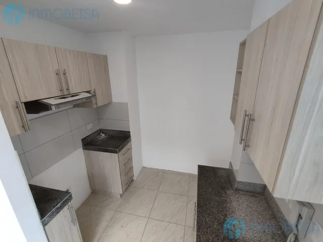 Departamento en Alquiler o Venta Planta Baja y de Estreno en Urb. Porto Alegre, Guayas — imagen 4