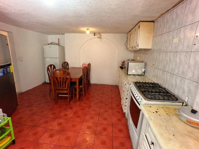 Venta Casa Rentera en El Sector La Keneddy — imagen 4