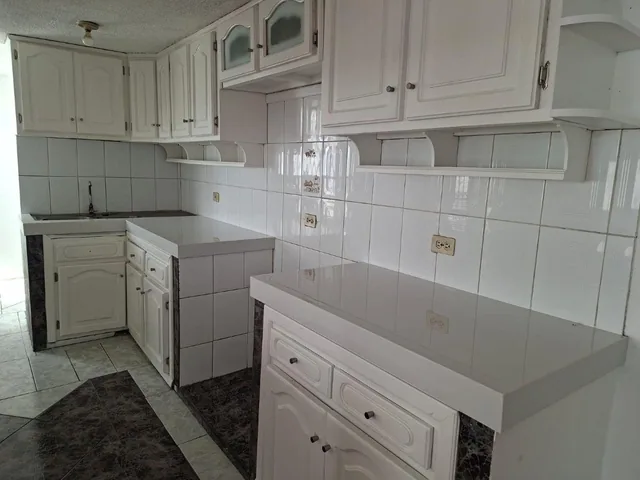 Vendo, Sector Colegio Becquerel Casa de 306 m² con 5 Habitaciones — imagen 4