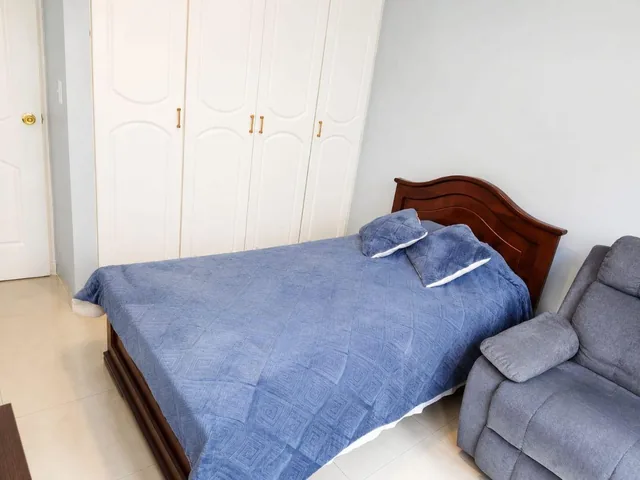 Departamento en Venta 3 Dorm. Sector Solca — imagen 2