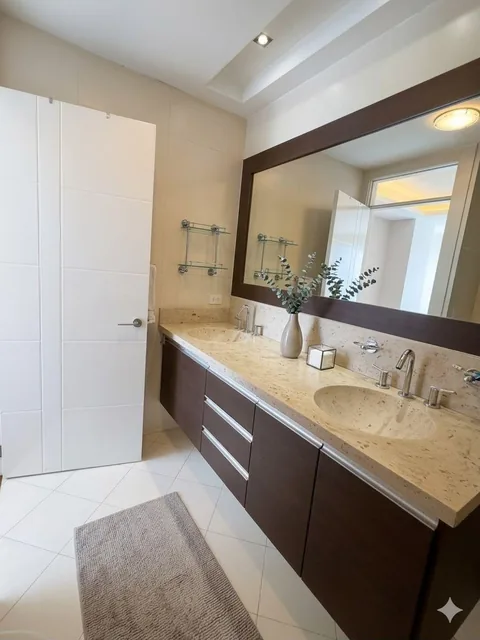 Departamento de 146 m² con 3 Dorm. en Venta en Quito Tenis — imagen 4