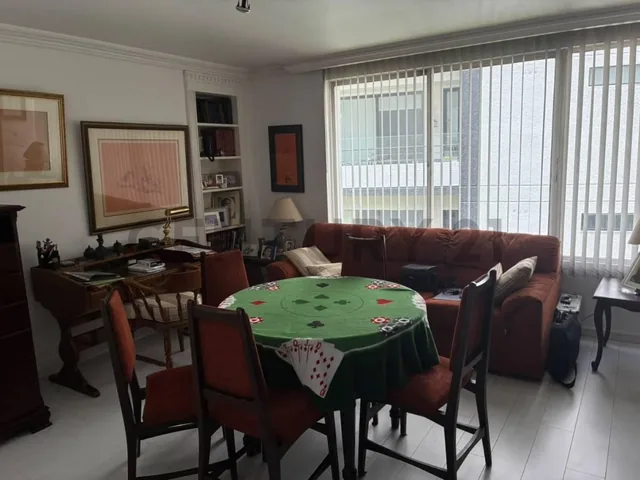 Se Vende Departamento de 3 Dorm. en El Sector de La González Suárez — imagen 4