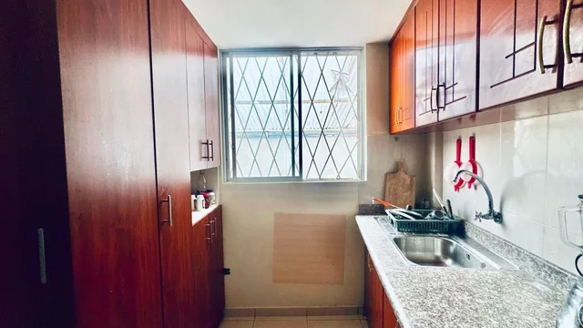 Casa Dentro de un Conjunto Privado en Nuevos Horizontes - Sector La Ecuatoriana — imagen 4