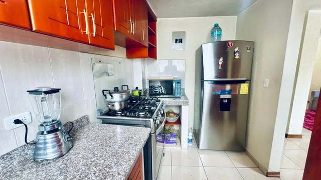 Casa Dentro de un Conjunto Privado en Nuevos Horizontes - Sector La Ecuatoriana — imagen 3