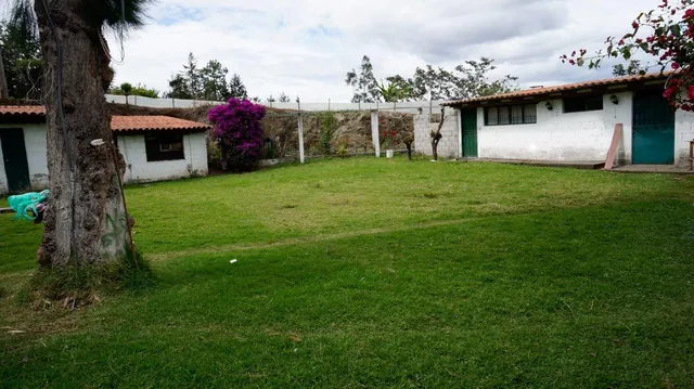 Venta Terreno Urbanizable 2.5 Has en Cotacachi - Sector El Sagrario, Calle Cuba, Imbabura — imagen 2