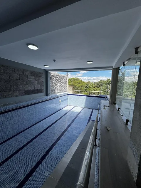 Casa de Lujo en Venta, Nayón — imagen 2