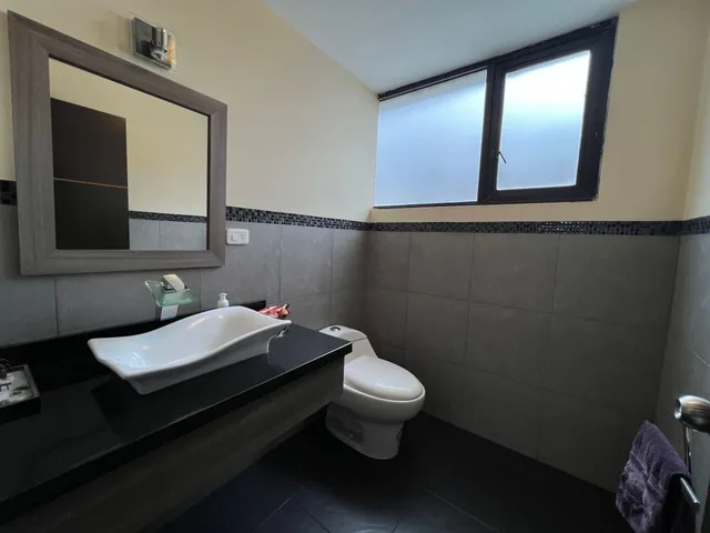 Penthouse de 3 Niveles en Venta con Terrazas Privadas y Bbq | El Bosque, Quito — imagen 4