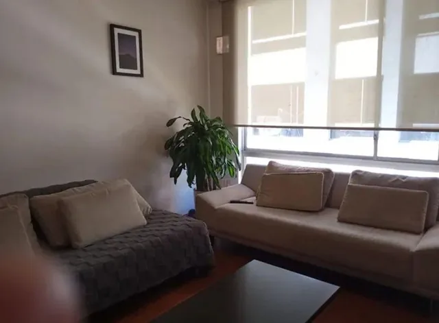 Oportunidad en Conocoto! Casa Independiente de 1 Planta, Jardín y Parqueaderos – $72.000 — imagen 2