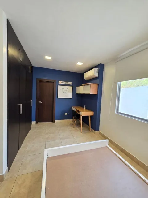 En Venta/alquiler Casa en Parques de Los Ceibos - Los Ceibos, Guayas — imagen 2