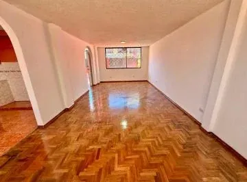 Casa en Venta 4 Hab en Calderón, Entrada Independiente, a 1 Cuadra del Coral — imagen 3