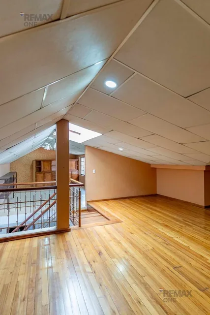 Casa Amplia en Venta en Biblian — imagen 2