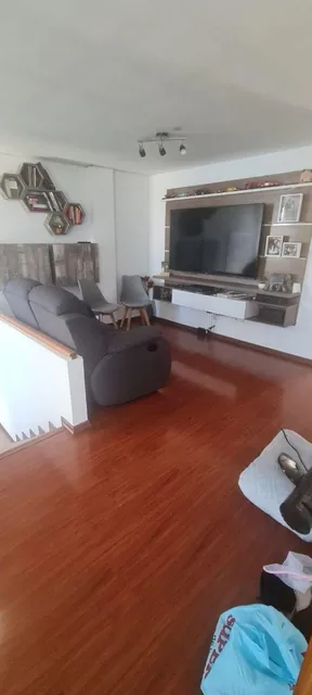 Pomasqui, Vendo Hermosa Casa, 3 Dorm. con Baño C/u, 2 Garajes, Piscina, Jacuzzi, Gym, Canchas — imagen 2