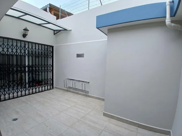 Sector Mañosca Venta Casa en 1 Planta Construcc. 250 m², Ideal Para Empresas U Oficinas Lote 280 m² — imagen 2
