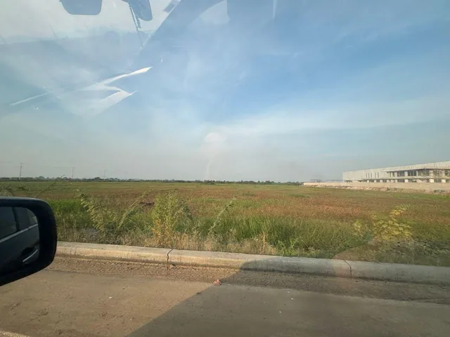 Vendo Terreno Via Samborondon El Pan Sector Barranca 286.610 m² / Frente a La Vía 212 m, Guayas — imagen 4