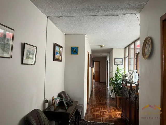 Casa Rentera en Venta en El Sector de La Jipijapa — imagen 2