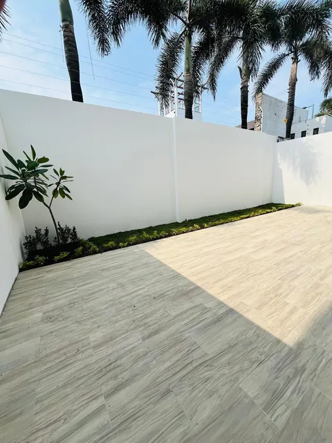 Casa en Venta en Mallorca Via a Salitre Cerca del Mall El Dorado, Guayas — imagen 2