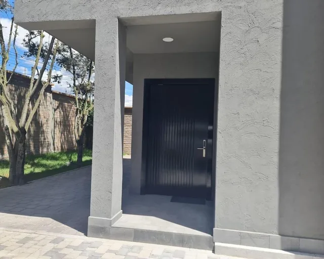 Oportunidad Nueva Casa con Rooftop Puermbo — imagen 4