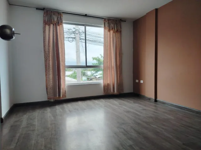 Casa en Atuntaqui, Imbabura — imagen 3