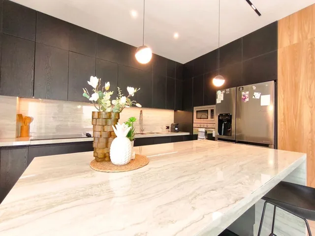 Casa en Venta en Ciudad Celeste La Dorada con 5 Habitaciones en Venta en Samborondón, Guayas — imagen 2