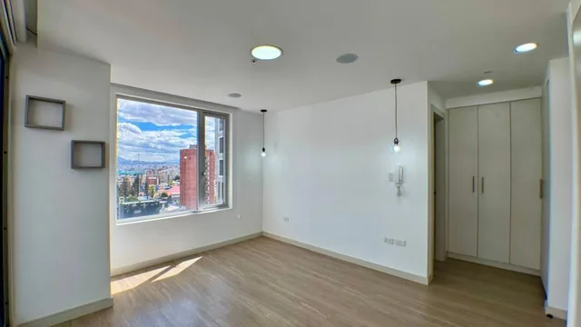 Departamento en Venta, Sector González Suárez — imagen 2