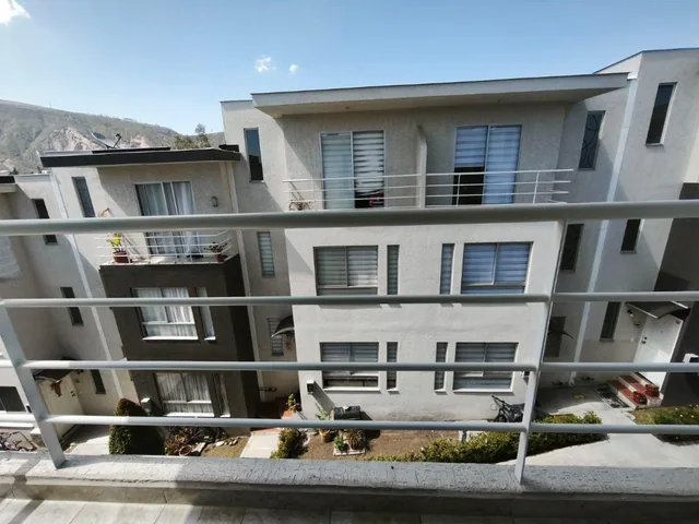 Casa de 85 m² con 3 Habitaciones en Venta en Pomasqui. Provincia de Pichincha — imagen 5