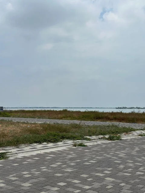 En Venta Terreno Esquinero en Lisola Village, Isla Mocoli - Urbanizacion Lisola, Guayas — imagen 3