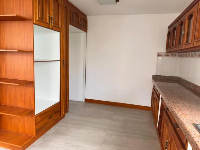 Ibarra Calle Pablo Anibal Vela, Imbabura — imagen 5