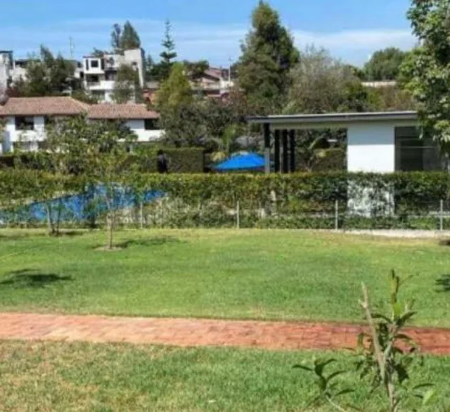 Lote Bifamiliar de Venta en Puembo — imagen 3