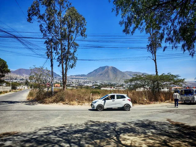 Oportunidad, $160.000 Terreno de 1970 m² en Venta en San Antonio. en Av Principal, 50 m Frente — imagen 2