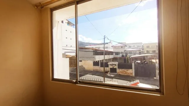 Casa en Venta Independiente,3 Dorm., Suite y Parqueadero — imagen 3