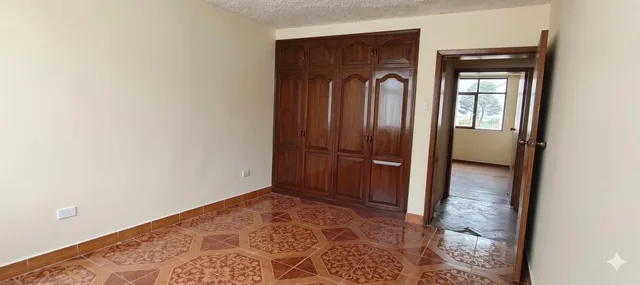Casa en Venta – Sector Atahualpa, Maximilino Rodriguez Oe2 - 518 y Jipijapa, Sur de Quito. Provincia de Pichincha — imagen 3