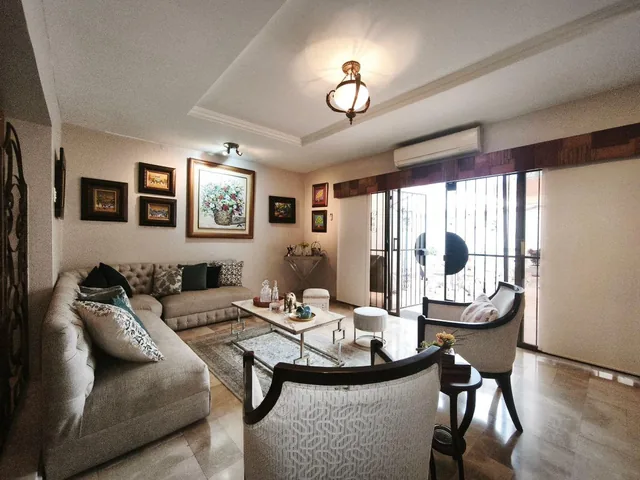 Casa de Una Planta en Venta en Urdesa Central con 600 m² de Área atrás del Nuevo Súpermaxi, Guayas — imagen 4