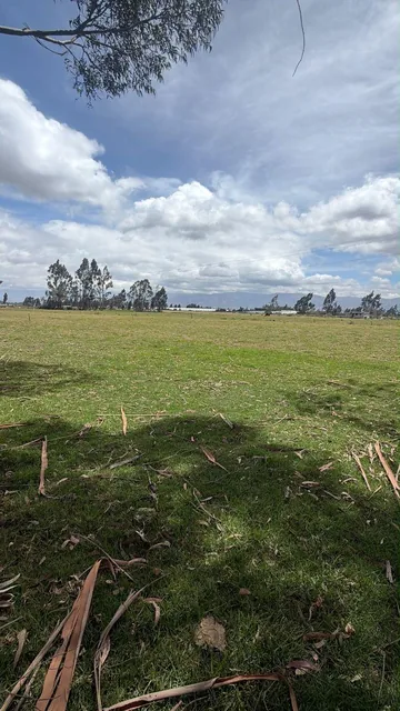 Terreno de 59000 m² en Venta en El Norte de Latacunga, Cotopaxi — imagen 2