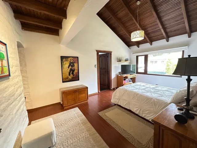 Casa en Monteserrín — imagen 2