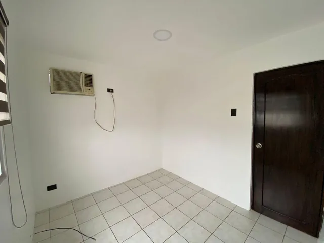 Se Vende Casa Remodelada en Metropolis - A. V. narcisa de Jesús, Guayas — imagen 2