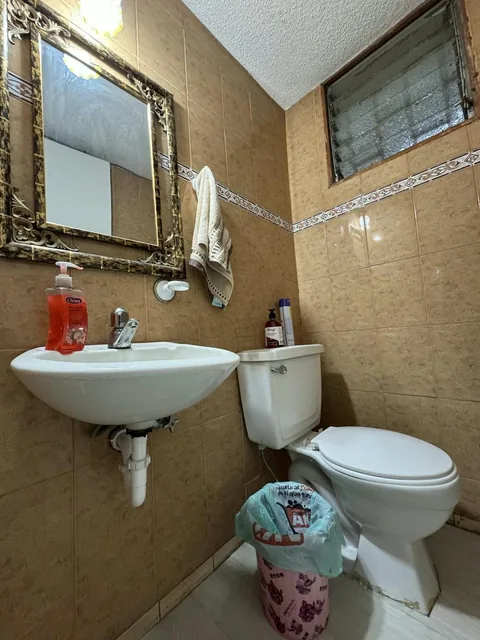 Venta Casa de Oportunidad de Contado – 268 m² + Departamento Independiente – Pusuquí — imagen 3