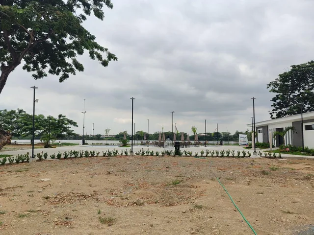 Terreno Comercial en Venta de 3.740 m² en Vía a Samborondón Km 10, Nuevo Samborondon, Guayas — imagen 3