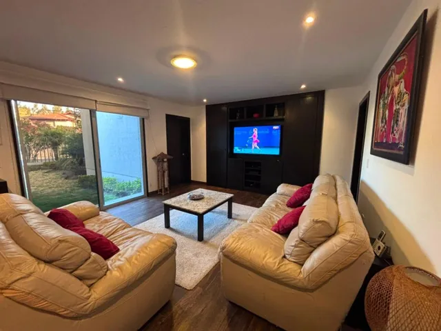 Venta de Casa en Valle de Los Chillos de Una Sola Planta — imagen 2