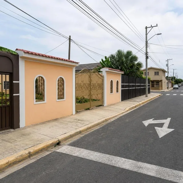 ¡Construye a Tu Gusto! Terreno de 260 m² en Cdla. Italiana, Sector Residencial de Salinas — imagen 5