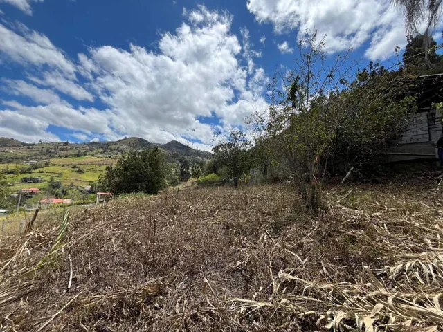 Terreno en Venta con Casa y Construccion Posterior, Azuay — imagen 4