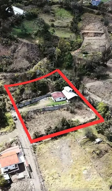Terreno en Venta con Casa y Construccion Posterior, Azuay — imagen 3