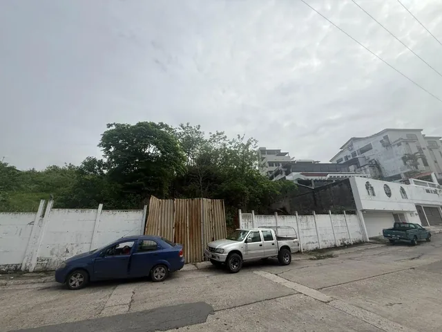 Urdesa, Lomas de Urdesa, Vendo Lindo Terreno. Guayas — imagen 5
