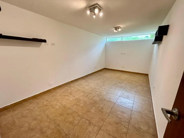 Vendo Casa de Oportunidad en Cumbaya — imagen 4
