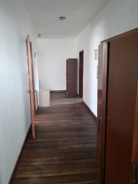 Casa Comercial Rentera en Venta Av 6 de Diciembre y Av El Inca — imagen 2