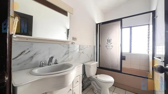Casa Comercial en Venta – Sector Gaspar de Villarroel — imagen 4