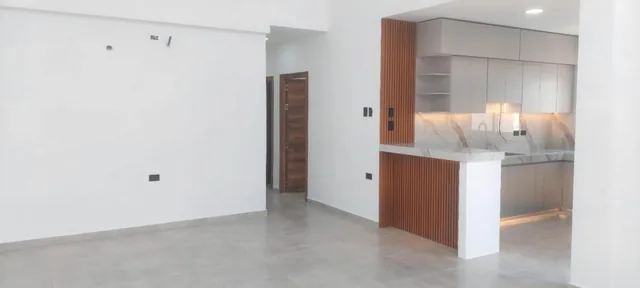 Casa Moderna y Totalmente Domotizada en Venta – Portoviejo, Manabí — imagen 2