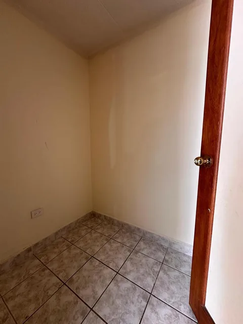 Hermosa Casa Ubicada en La Embajada Americana — imagen 5