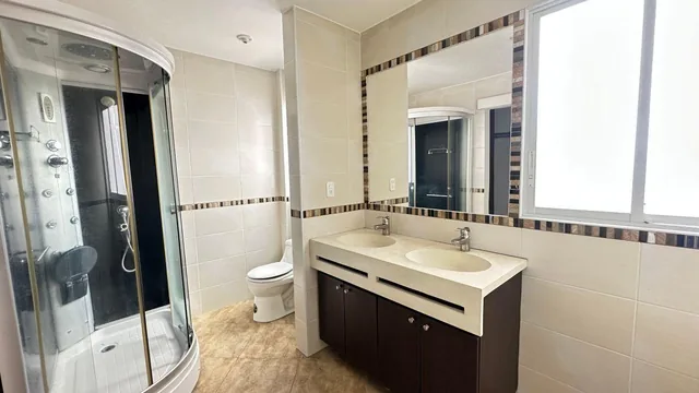 El Dean Casa con 4 Dorm. en Venta, 433 m² Terreno en Los Chillos (Conocoto) — imagen 3