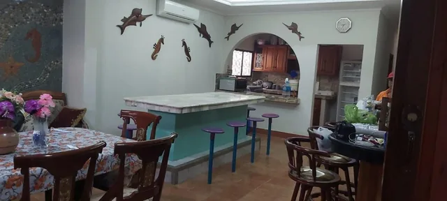 De Oportunidad! Vendemos Casa Grande en Sector Pueblo Nuevo - Salinas (Lty) — imagen 3